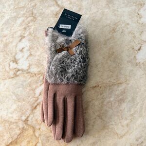 Elegant Brown Fur-Trimmed Gloves - NWT
